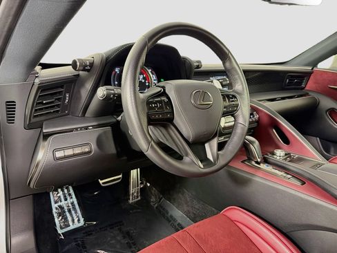 Used 2018 Lexus LC 500 Coupe w/ Sport Package RWD image 9