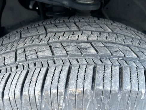 Certified 2024 Toyota Tacoma TRD Sport w/ TRD Sport Upgrade Package image 28