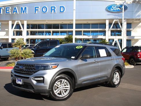 Certified 2022 Ford Explorer XLT w/ Equipment Group 202A image 2