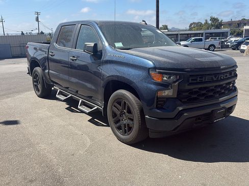 Used 2023 Chevrolet Silverado 1500 Custom RWD image 1