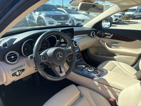 Certified 2017 Mercedes-Benz C 300 Sedan image 9