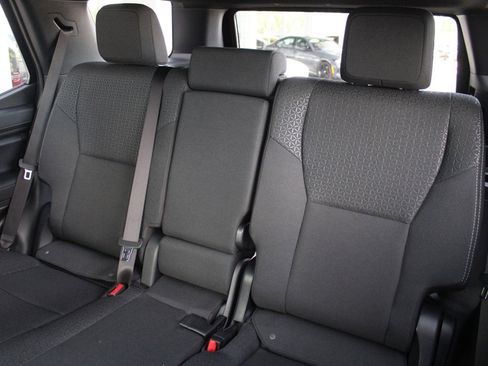 Used 2025 Toyota 4Runner SR5 image 16