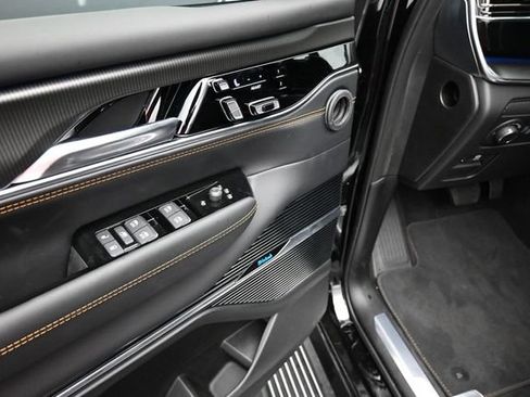 New 2026 Jeep Grand Wagoneer Summit AWD/4WD image 12