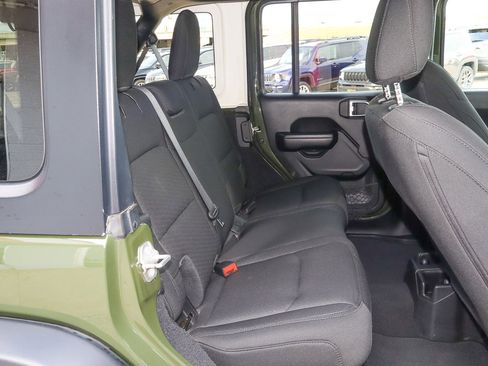 Used 2021 Jeep Wrangler Unlimited Sport image 20