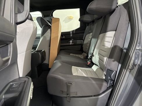 New 2025 Toyota Tacoma TRD Off-Road image 14