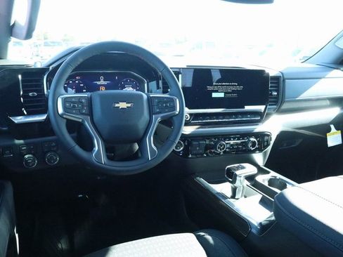 New 2026 Chevrolet Silverado 1500 LT image 2