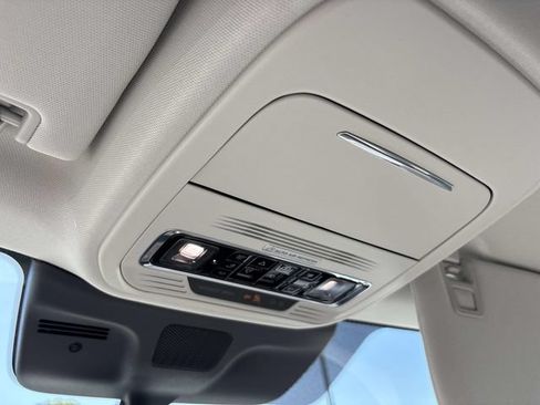 New 2026 Lincoln Navigator L Reserve AWD/4WD image 31