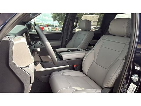 New 2026 Toyota Tundra Limited AWD/4WD image 44