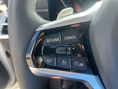 Used 2025 BMW 330i xDrive Sedan image 48