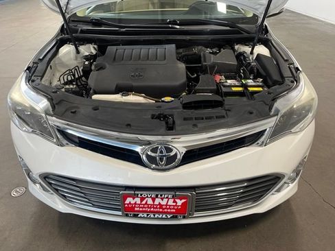 Used 2015 Toyota Avalon XLE Touring FWD image 9