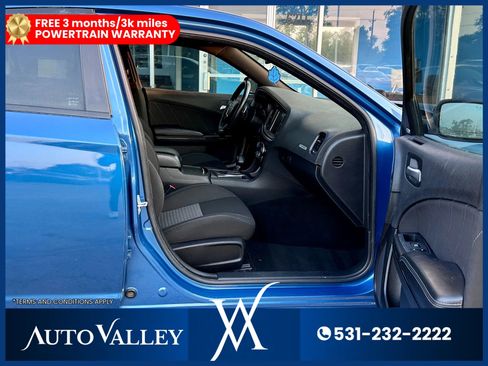 Used 2022 Dodge Charger R/T w/ Blacktop Package image 17