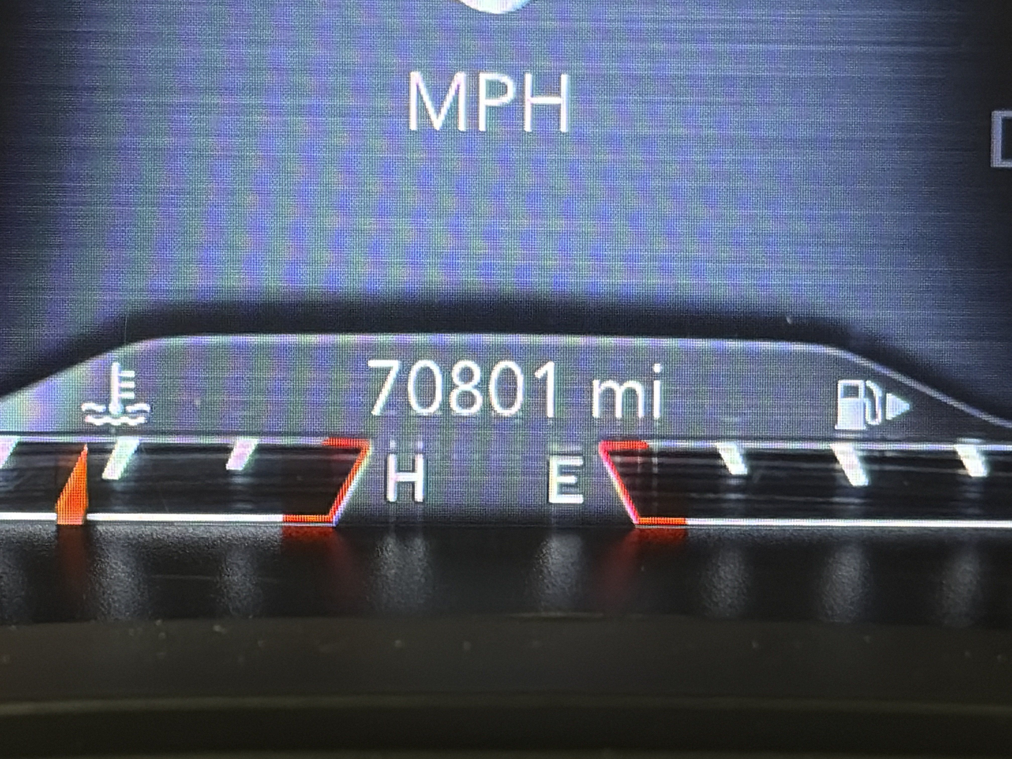 Used 2019 Jeep Cherokee Limited w/ Luxury Group AWD/4WD image 5