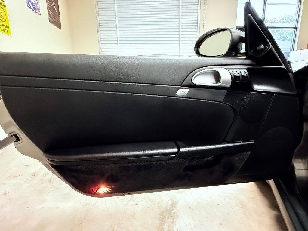 Used 2008 Porsche Boxster RWD image 23