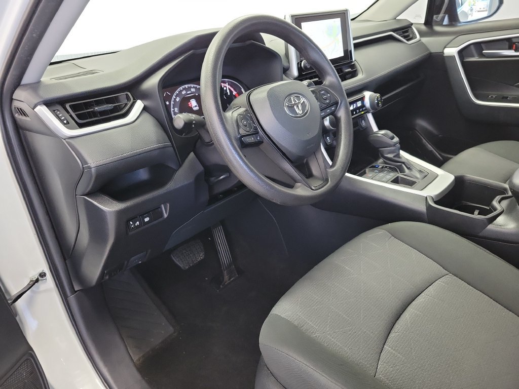 Used 2024 Toyota RAV4 XLE AWD/4WD image 18