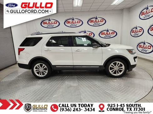 Used 2019 Ford Explorer XLT w/ Equipment Group 202A image 4