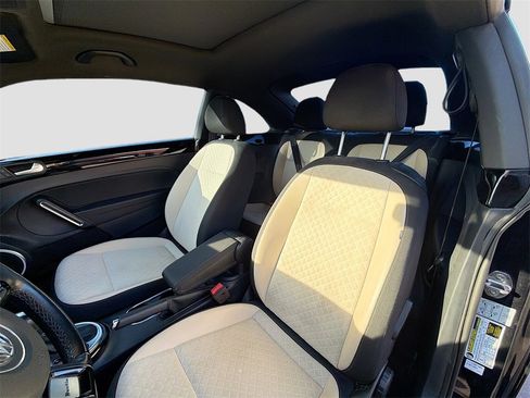 Used 2019 Volkswagen Beetle 2.0T SE image 20