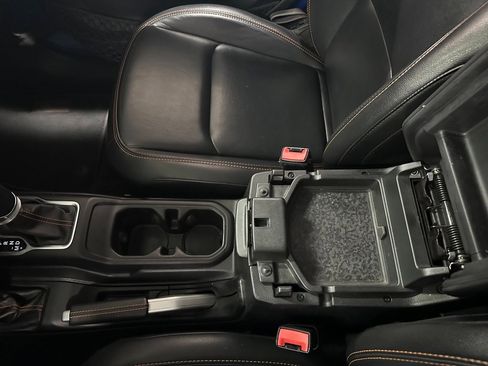 Certified 2020 Jeep Gladiator Mojave w/ Dual Top Group image 29