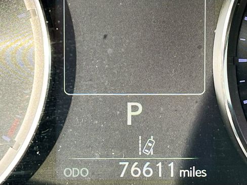 Used 2018 Lexus IS 300 AWD w/ Comfort Package image 12