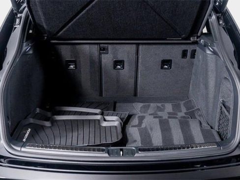 Used 2025 Porsche Macan Turbo image 56