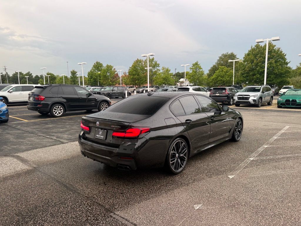 Used 2023 BMW M550i xDrive w/ Dynamic Handling Package AWD/4WD image 7