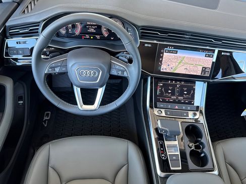 Used 2025 Audi Q7 3.0T Premium Plus image 13