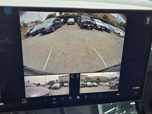 Used 2022 Tesla Model X Plaid AWD/4WD image 18