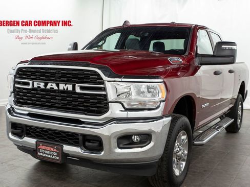 Used 2024 RAM 2500 Big Horn image 3