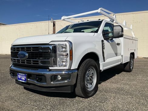New 2025 Ford F350 XL w/ XL Chrome Package RWD image 75