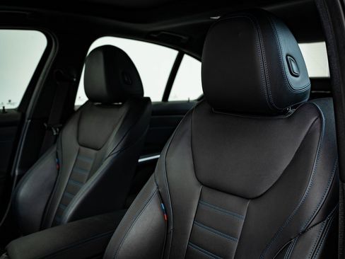 Used 2022 BMW M340i xDrive w/ Premium Package image 24