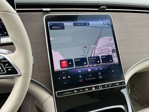 Certified 2022 Mercedes-Benz EQS 450+ Sedan image 18