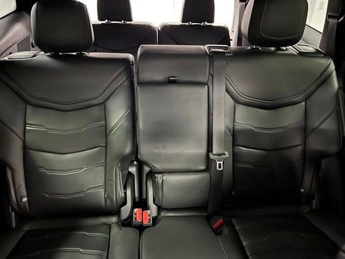 Used 2023 Cadillac XT6 Sport w/ Platinum Package AWD/4WD image 19