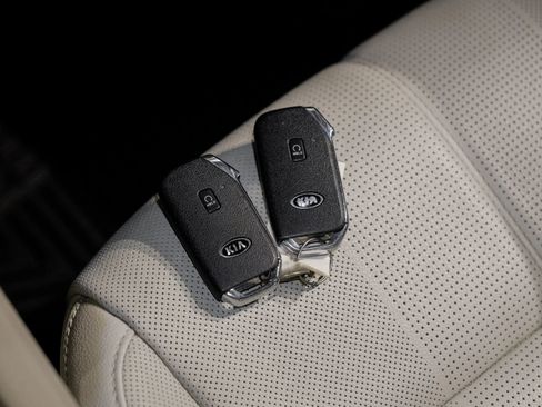Used 2021 Kia Telluride SX w/ Nightfall Edition Package AWD/4WD image 67