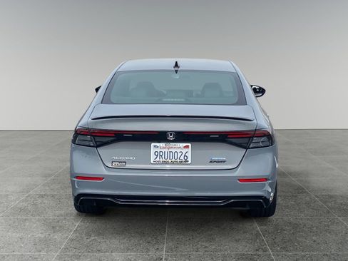 Used 2024 Honda Accord Sport image 4