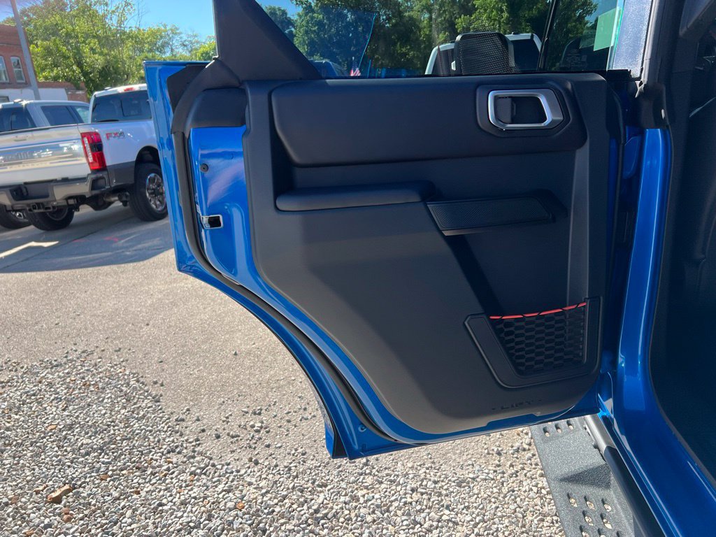 New 2026 Ford Bronco Raptor AWD/4WD image 15