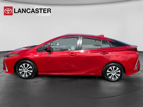 Certified 2021 Toyota Prius Prime LE w/ Carpet Mat Package (TMS) image 4