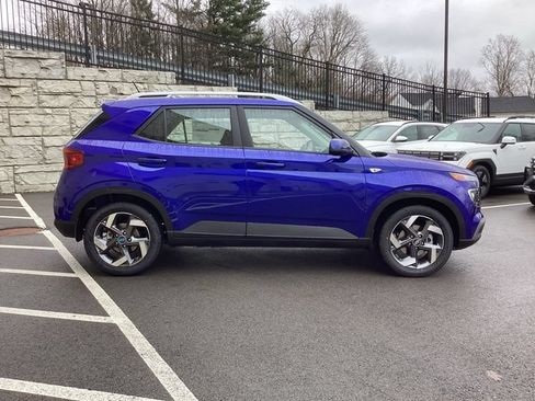 New 2026 Hyundai Venue SEL FWD image 10