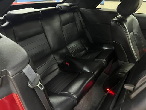 Used 2013 Ford Mustang GT Premium w/ Comfort Pkg image 33