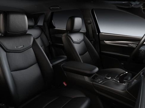 New 2026 Cadillac XT5 Luxury w/ LPO, Floor Liner Package AWD/4WD image 11