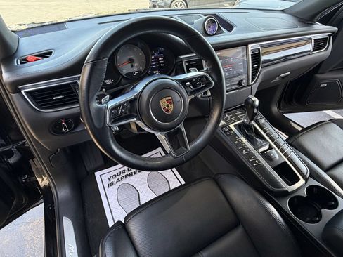 Used 2017 Porsche Macan S AWD/4WD image 26