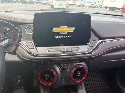 Used 2025 Chevrolet Blazer RS w/ Enhanced Convenience Package AWD/4WD image 11