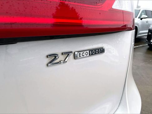 Used 2016 Lincoln MKX Select w/ Select Plus Package image 8