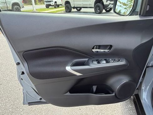 Used 2024 Nissan Kicks SV FWD image 26