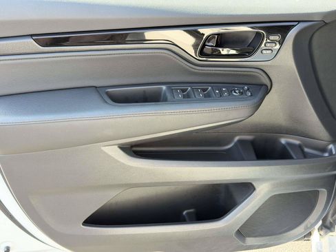 Certified 2026 Honda Odyssey Elite image 6