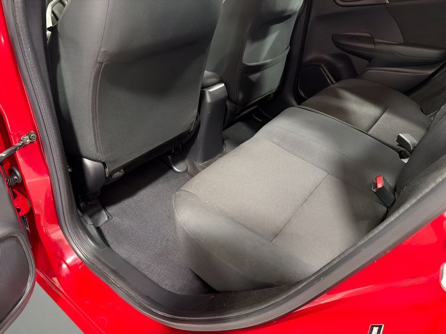 Used 2015 Honda Fit image 31