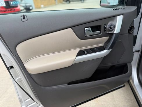 Used 2012 Ford Edge SE FWD image 21