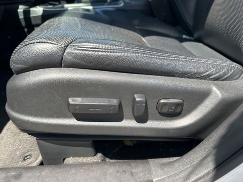 Used 2016 Honda CR-V Touring image 18
