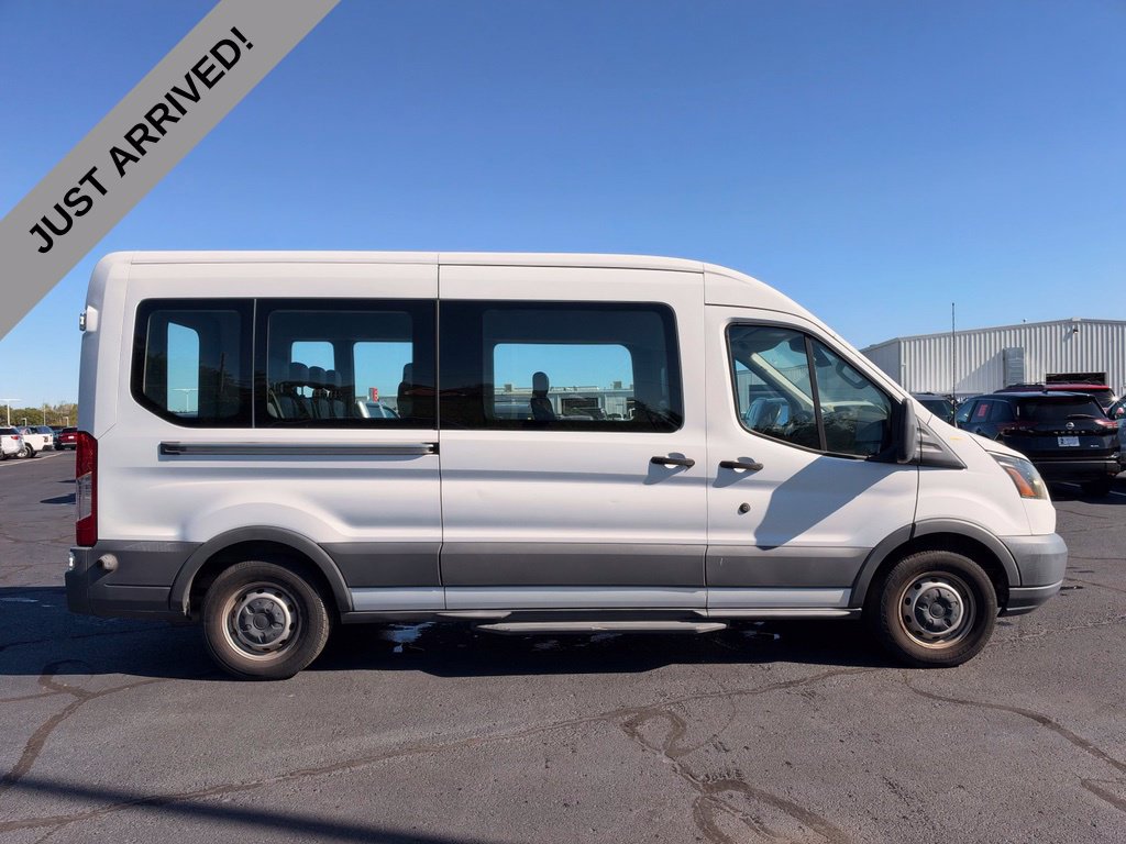 Used 2017 Ford Transit 350 XL RWD image 4