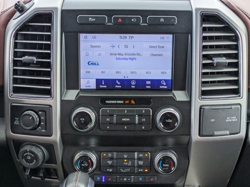 Certified 2020 Ford F150 Platinum w/ Equipment Group 701A Luxury AWD/4WD image 18