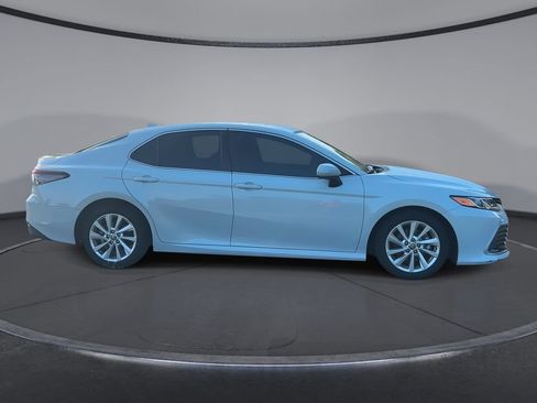 Used 2023 Toyota Camry LE FWD image 9