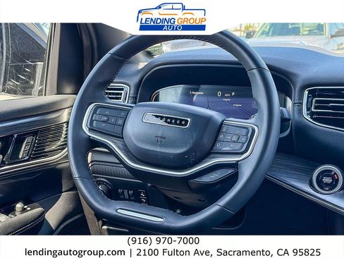 Used 2024 Jeep Wagoneer Series II w/ Flexible Seating Group RWD image 14